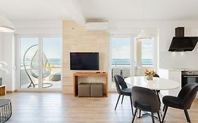 Apartments The Beach Resort Vir